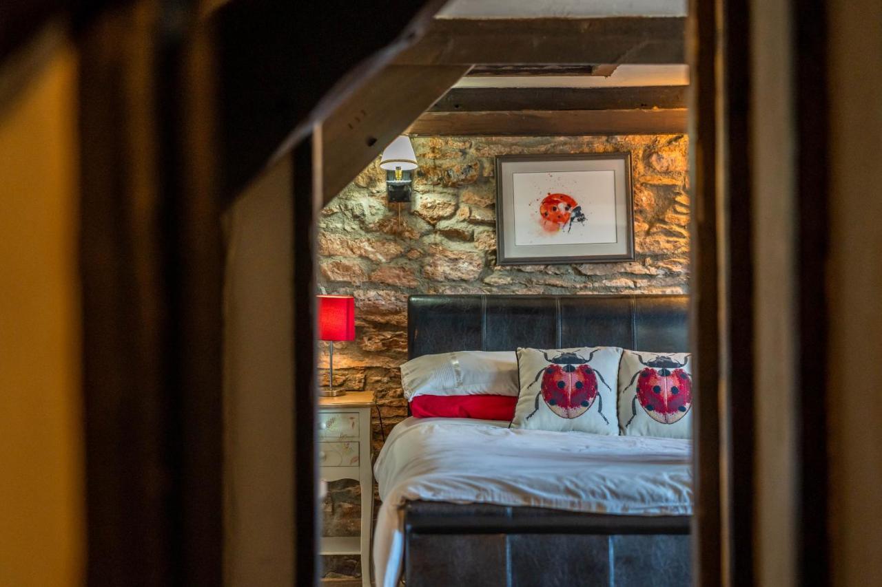 Finest Retreats - The Old Church House Inn Broadhempston Esterno foto