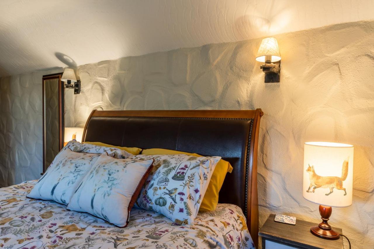 Finest Retreats - The Old Church House Inn Broadhempston Esterno foto
